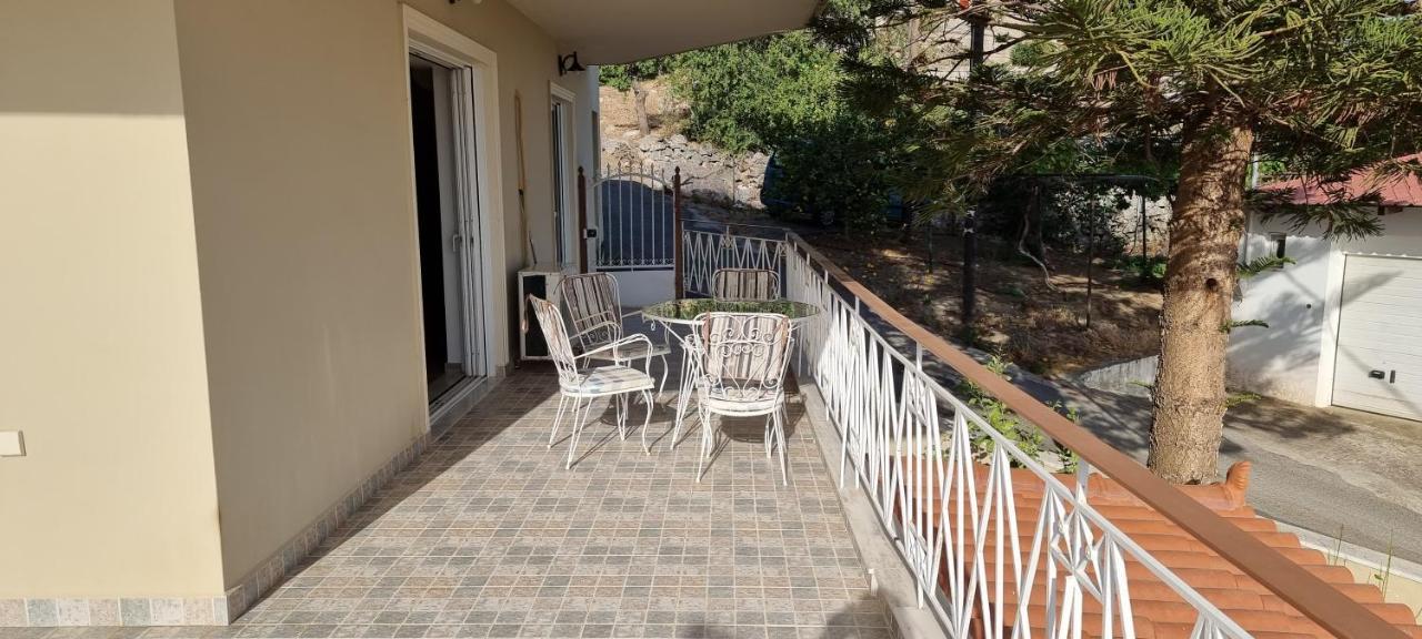 Sea View Apartment Gythio Luaran gambar