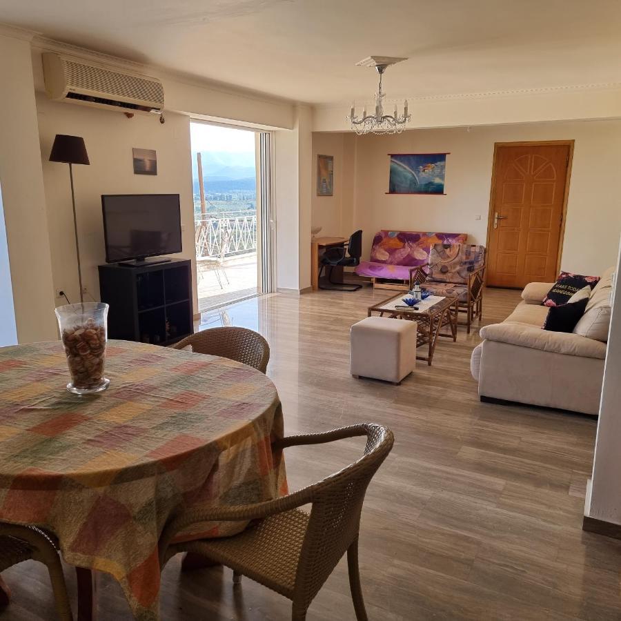 Sea View Apartment Gythio Luaran gambar