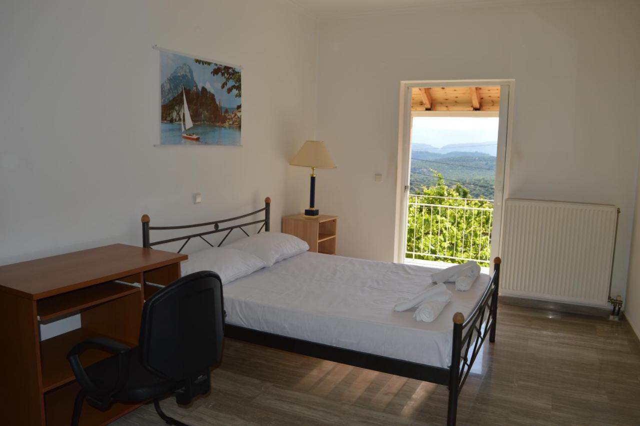 Sea View Apartment Gythio Luaran gambar
