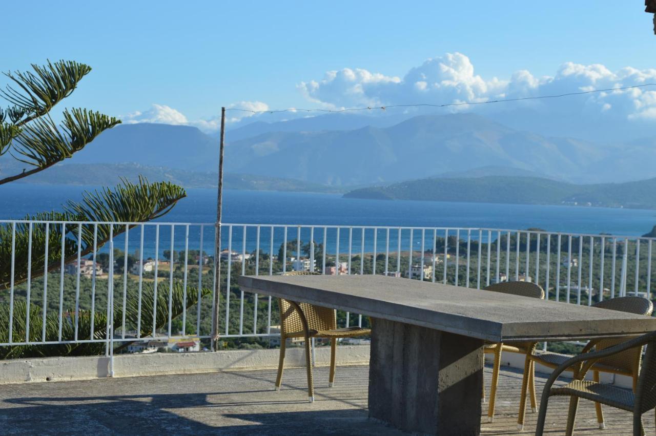 Sea View Apartment Gythio Luaran gambar